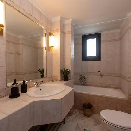 Green Fragiata Featuring A Heated Pool Spa Agalas