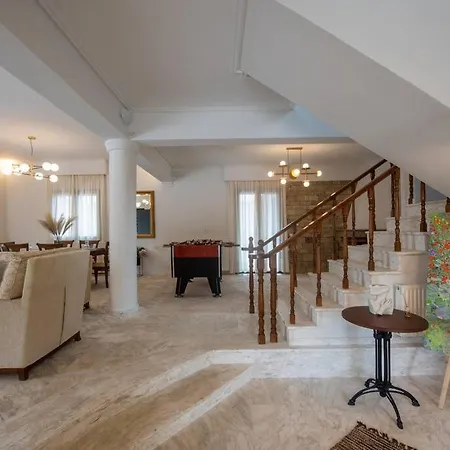 Villa Green Fragiata Featuring A Heated Pool Spa *